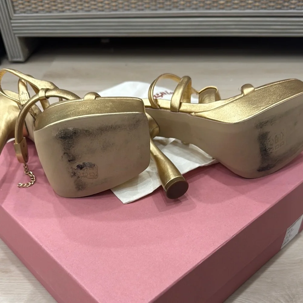 Stylish Gold Strappy Platform Heels - Picture 5 of 5
